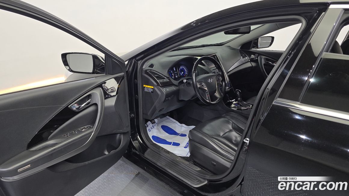 Hyundai Grandeur 2012