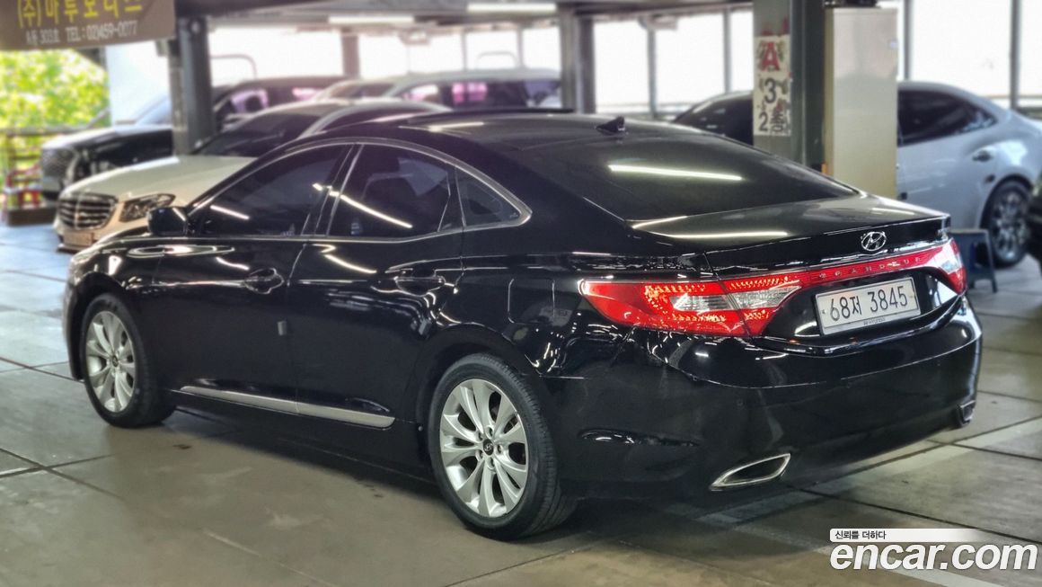 Hyundai Grandeur 2012