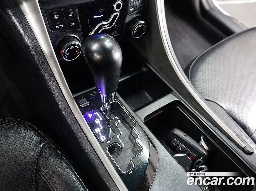 Hyundai Sonata 2010