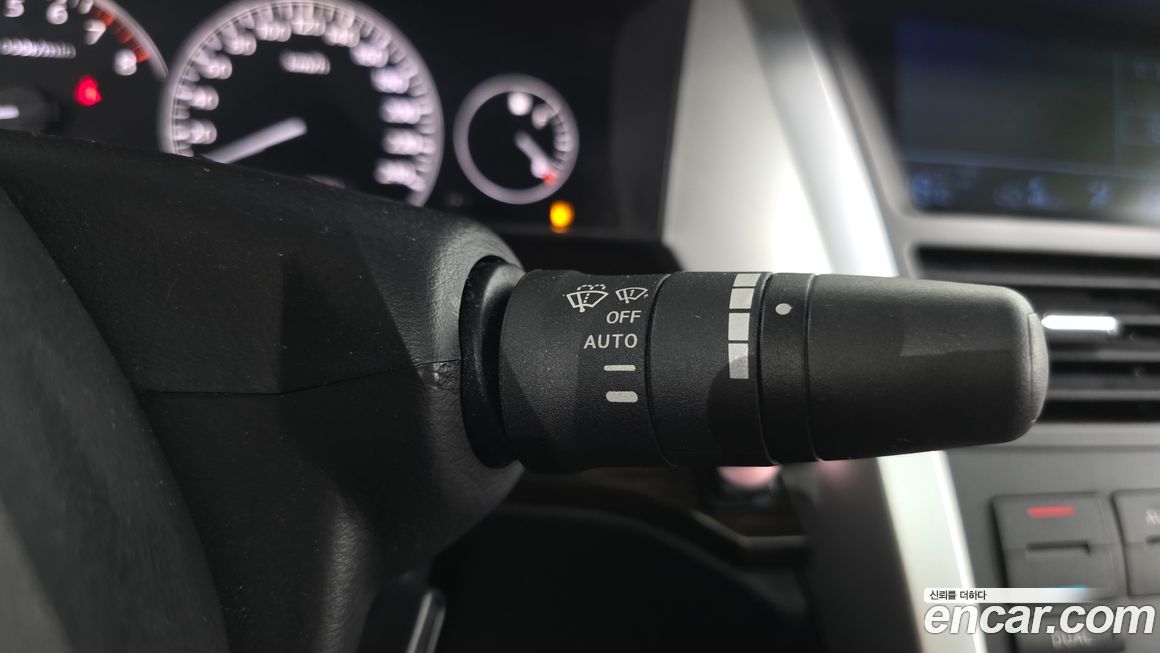 Renault-KoreaSamsung SM7 2011