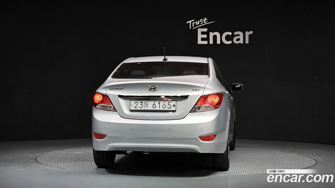 Hyundai Accent 2014