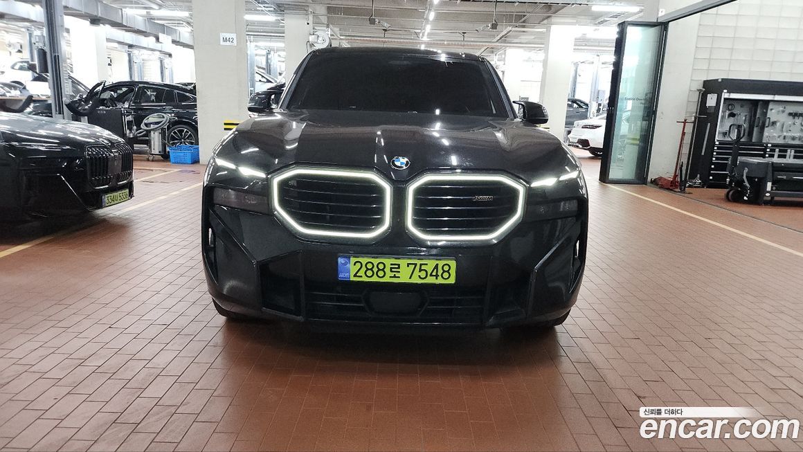 BMW XM 2024