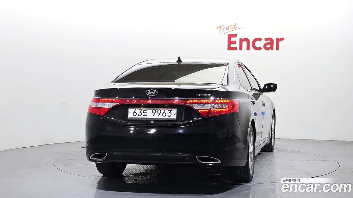 Hyundai Grandeur 2012