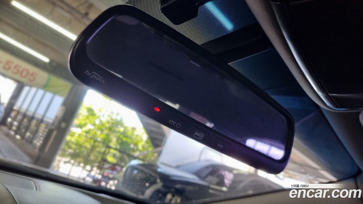 Hyundai Grandeur 2012