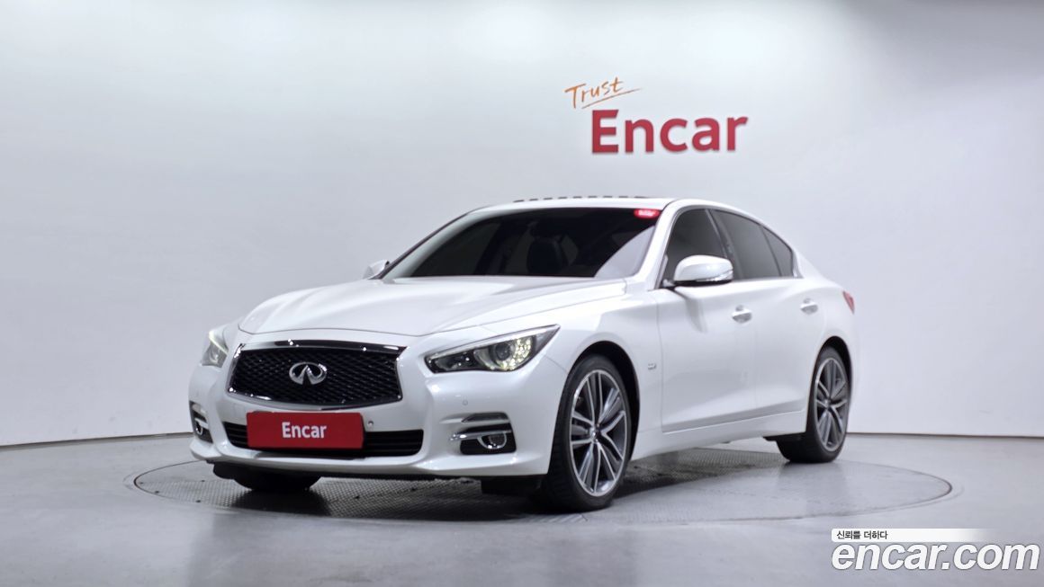 Infiniti Q50 2016