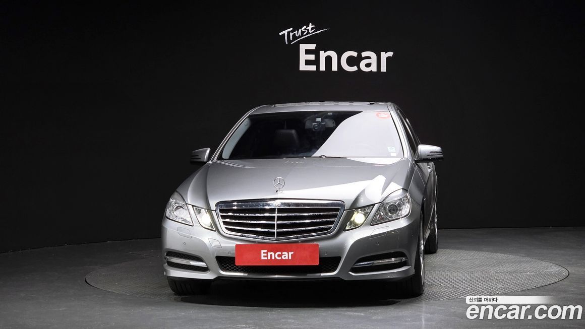 Mercedes-Benz E-Class 2011