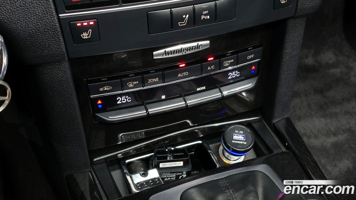 Mercedes-Benz E-Class 2011