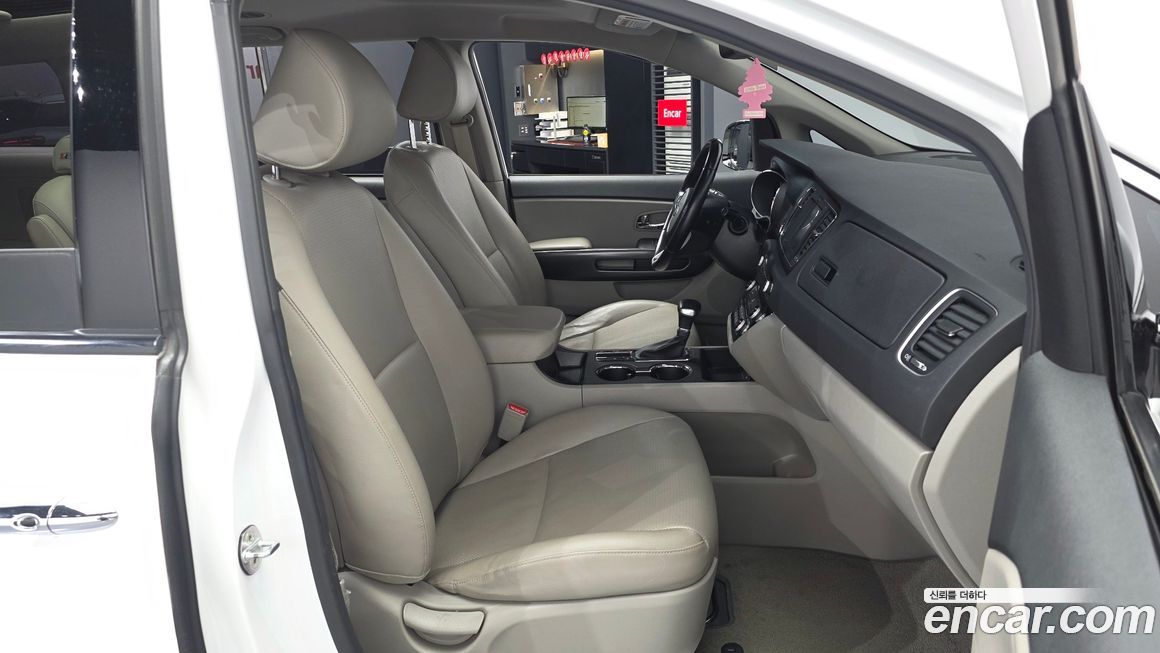 Kia Canival 2019