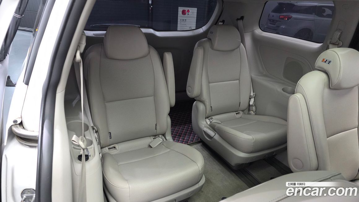 Kia Canival 2019