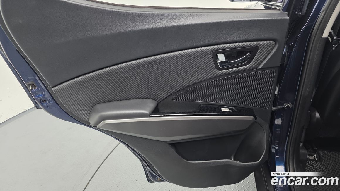 KG_Mobility_Ssangyong TIBOLI 2017