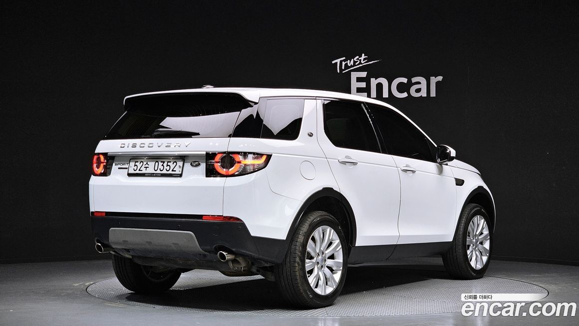 Land Rover Discovery Sport 2016