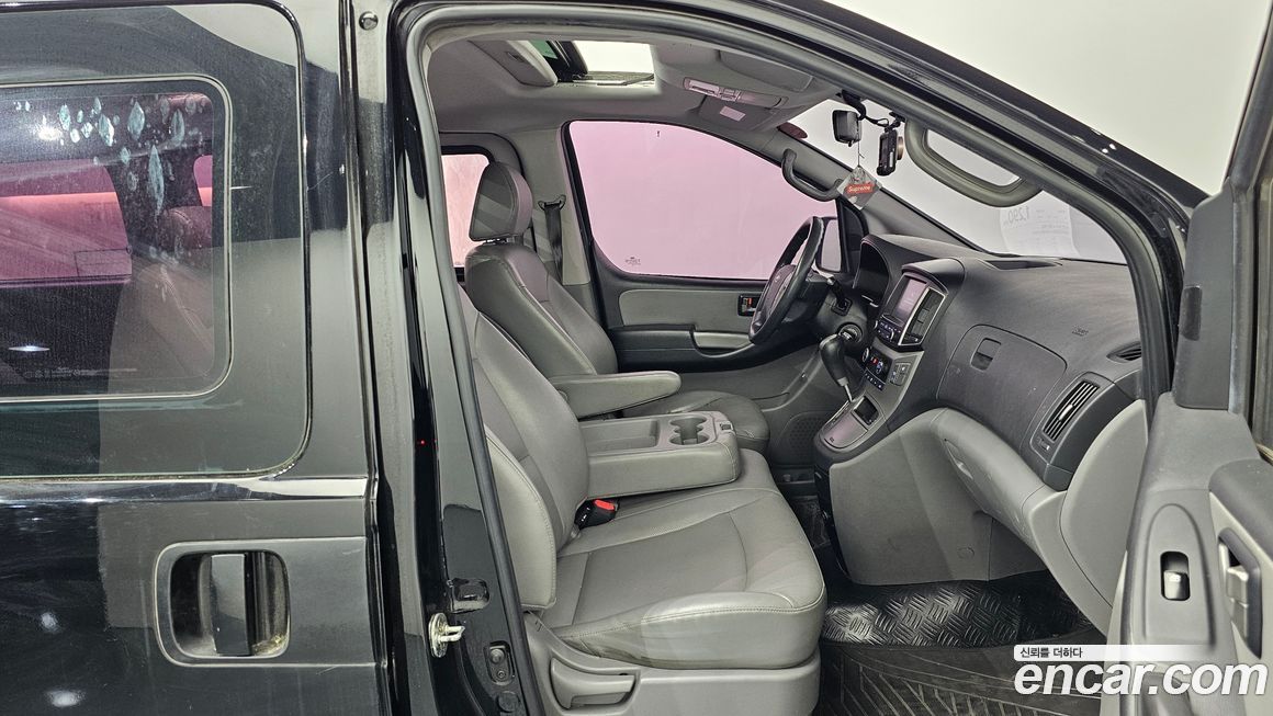 Hyundai Starex 2017