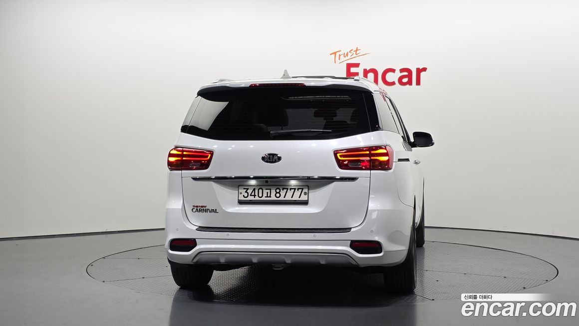 Kia Canival 2019