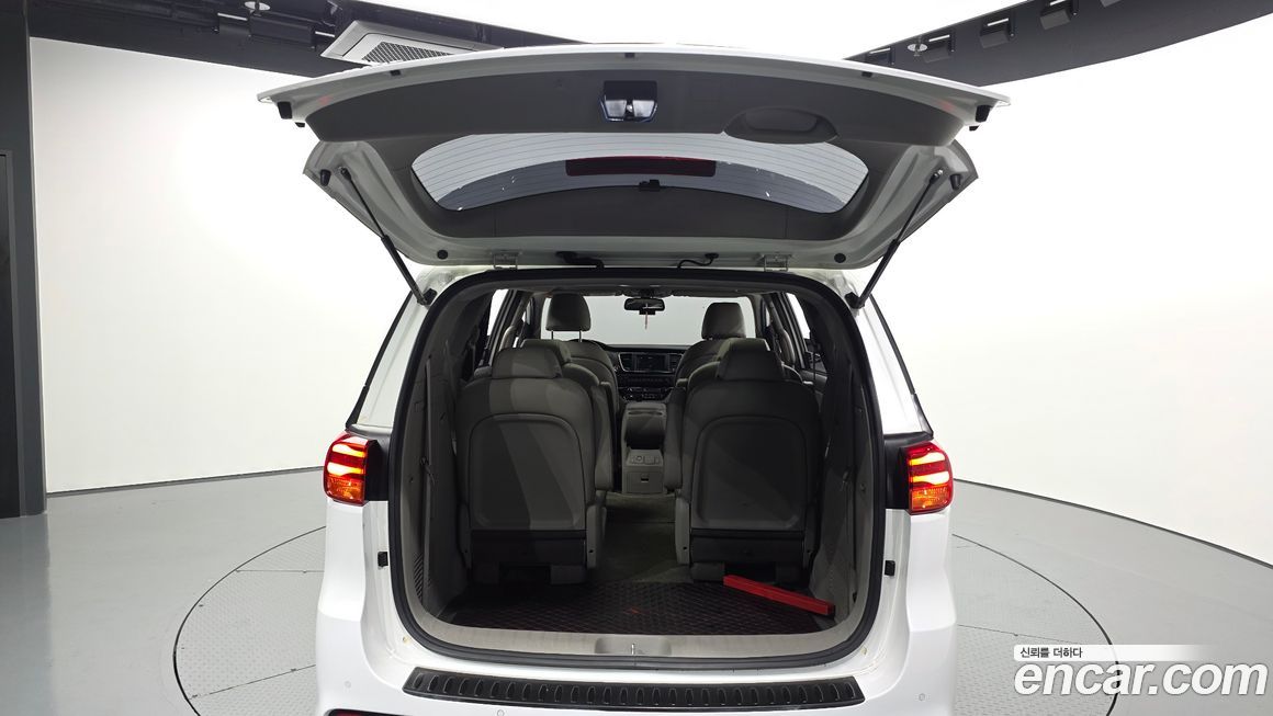 Kia Canival 2019