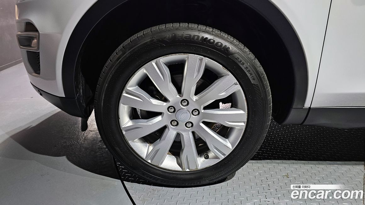 Land Rover Discovery Sport 2016