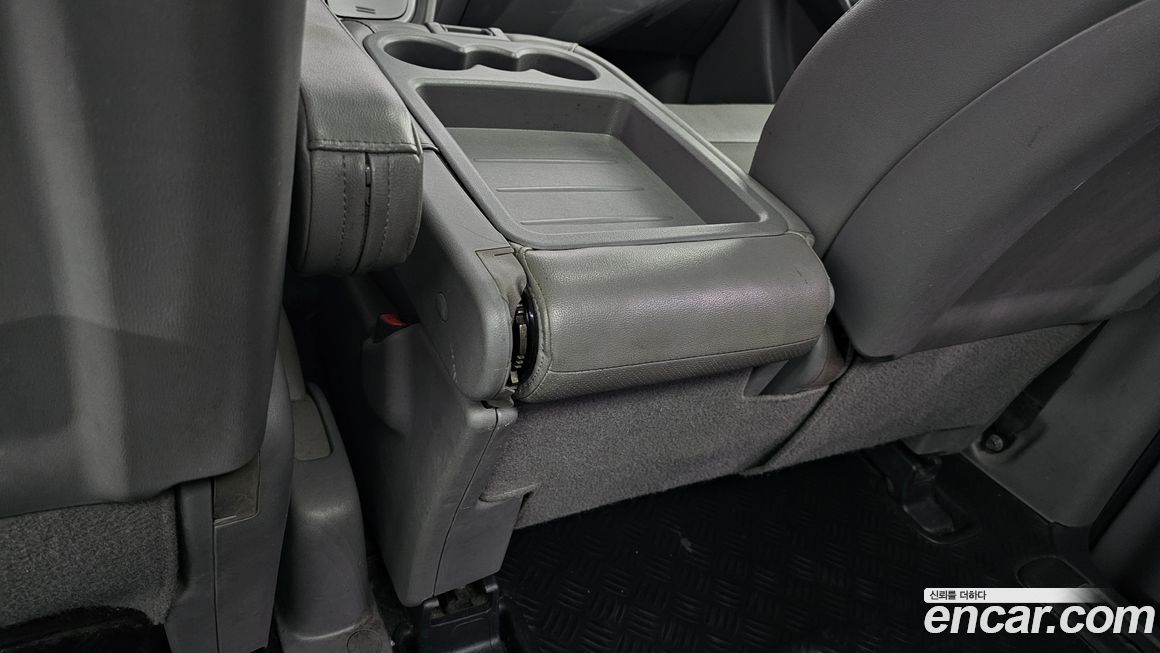 Hyundai Starex 2017