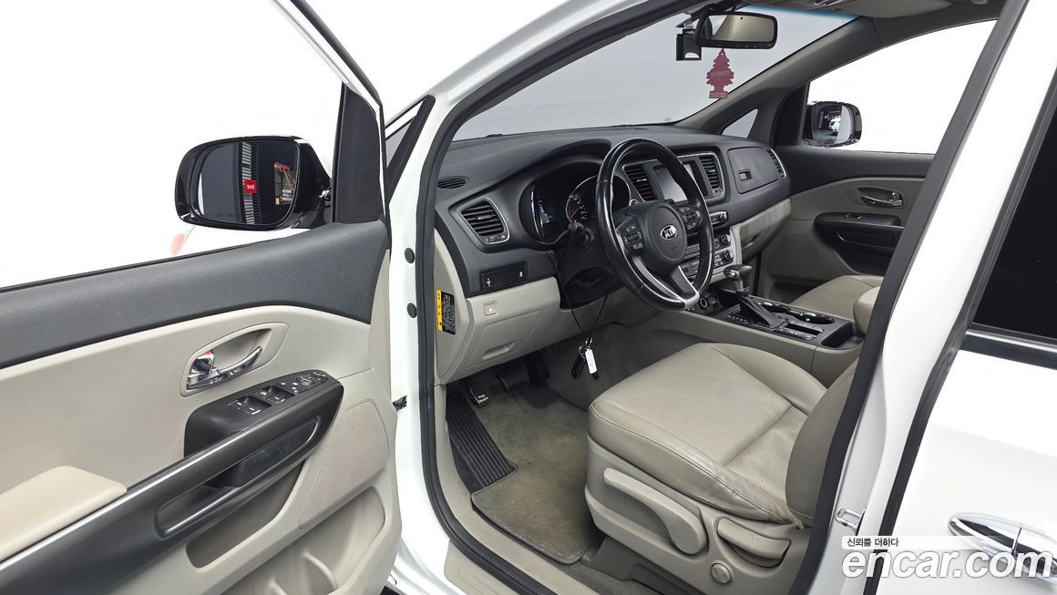 Kia Canival 2019