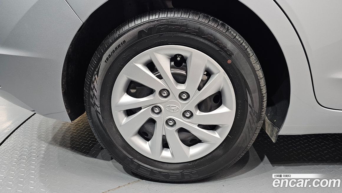 Hyundai AVANTE 2020