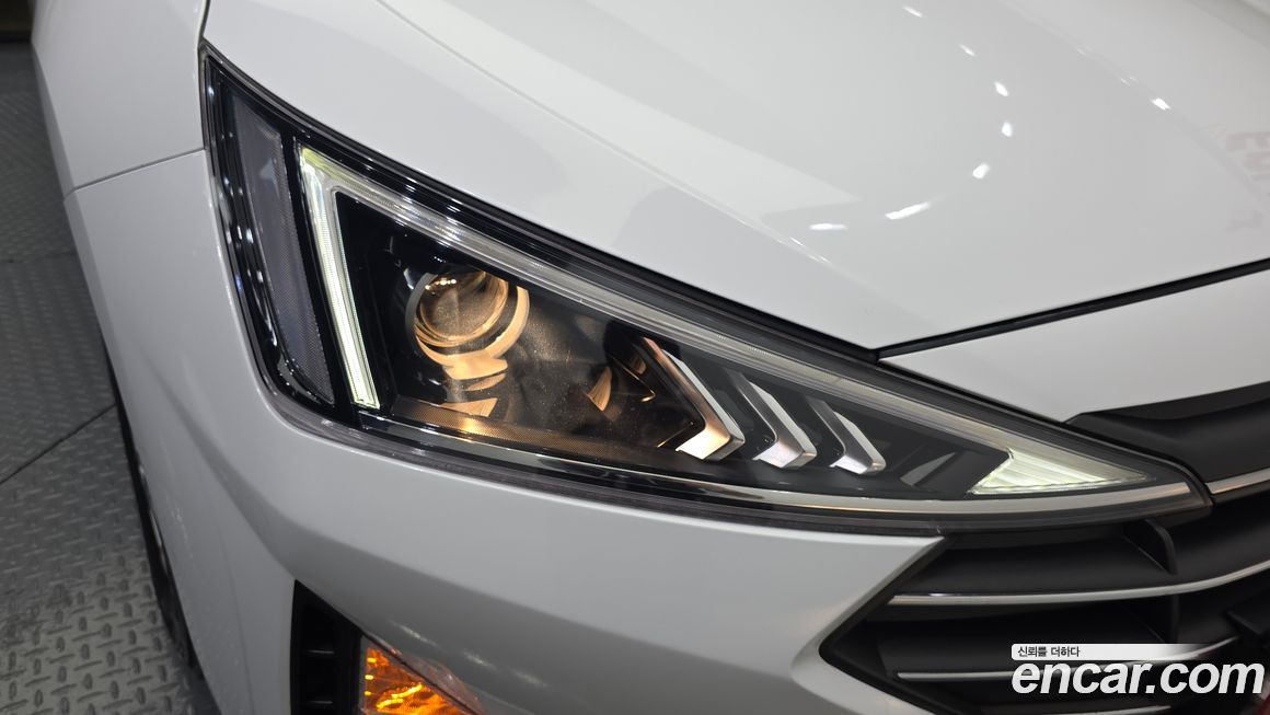 Hyundai AVANTE 2020