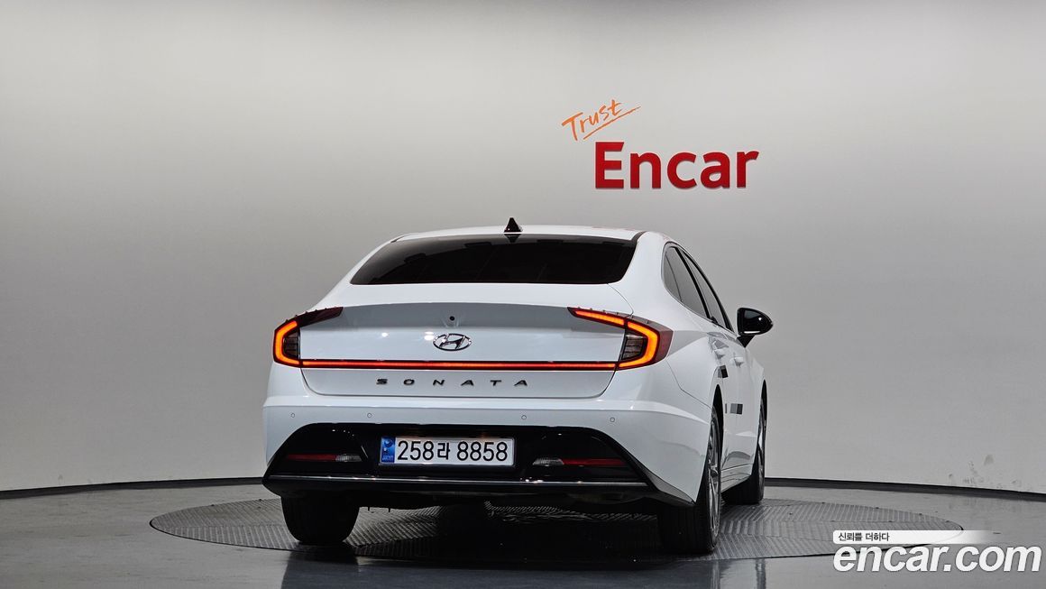 Hyundai Sonata 2022