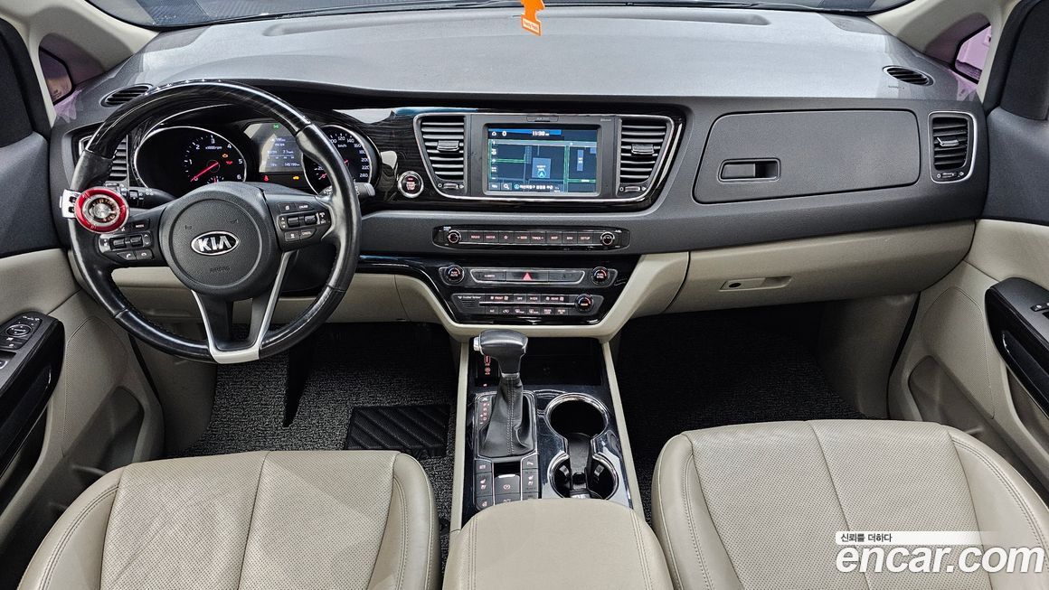 Kia Canival 2019