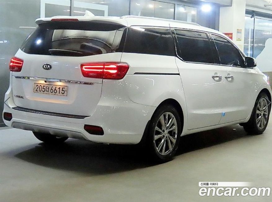 Kia Canival 2020
