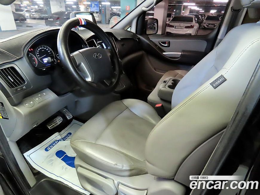 Hyundai Starex 2019