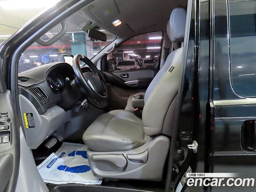 Hyundai Starex 2019