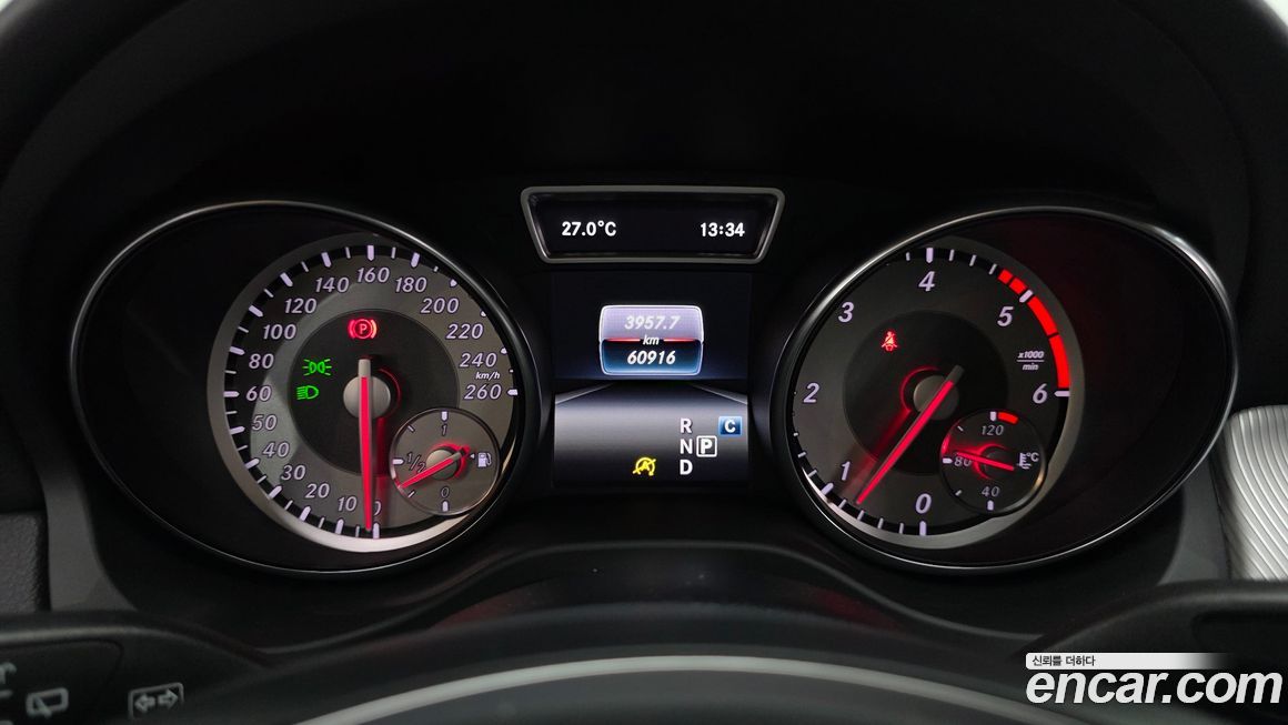 Mercedes-Benz GLA-Class 2017