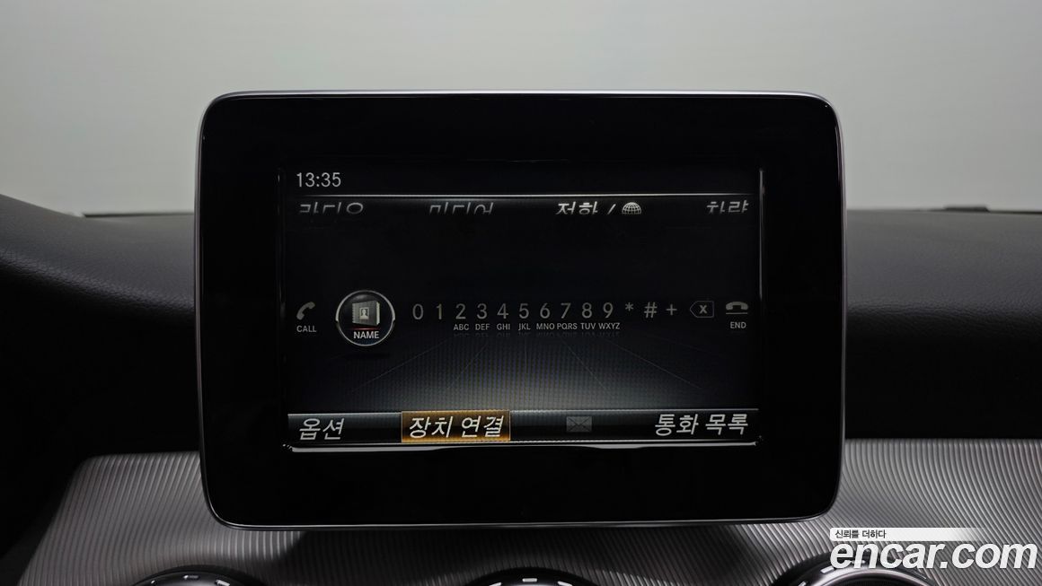 Mercedes-Benz GLA-Class 2017