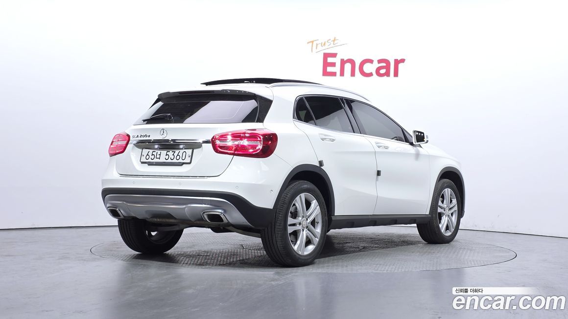 Mercedes-Benz GLA-Class 2017