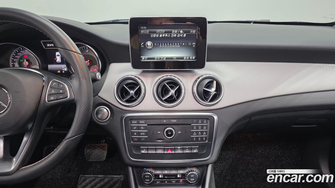 Mercedes-Benz GLA-Class 2017