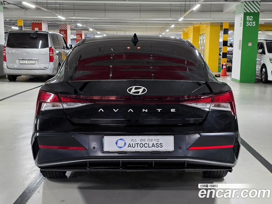 Hyundai AVANTE 2024