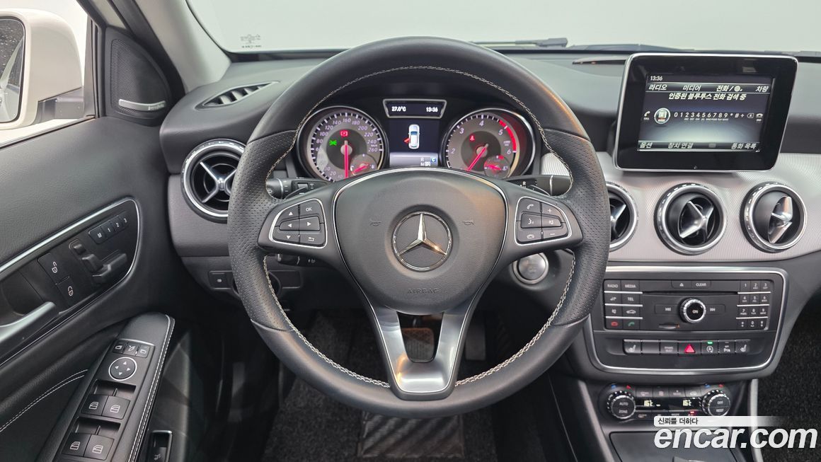 Mercedes-Benz GLA-Class 2017