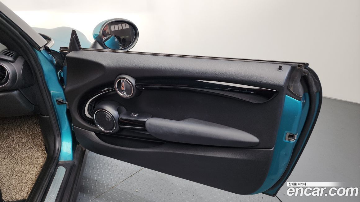 Mini Cooper Convertible 2019