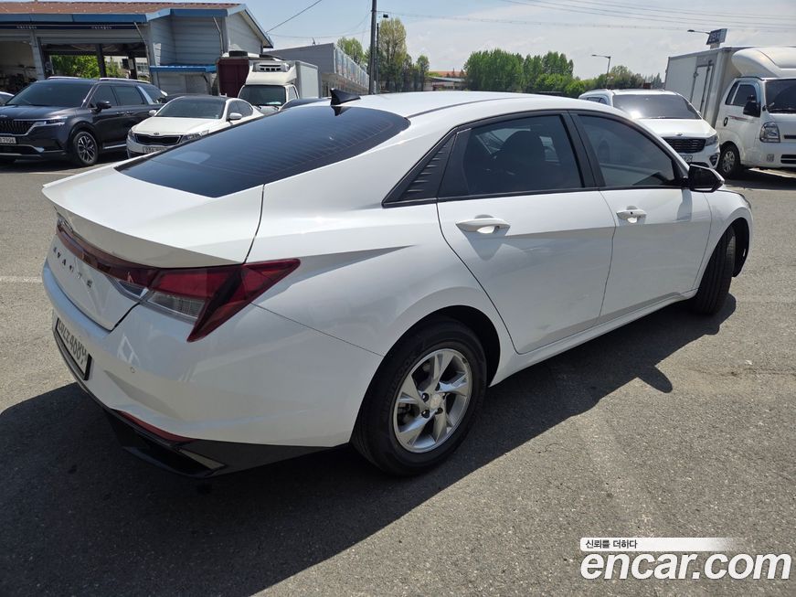 Hyundai AVANTE 2021