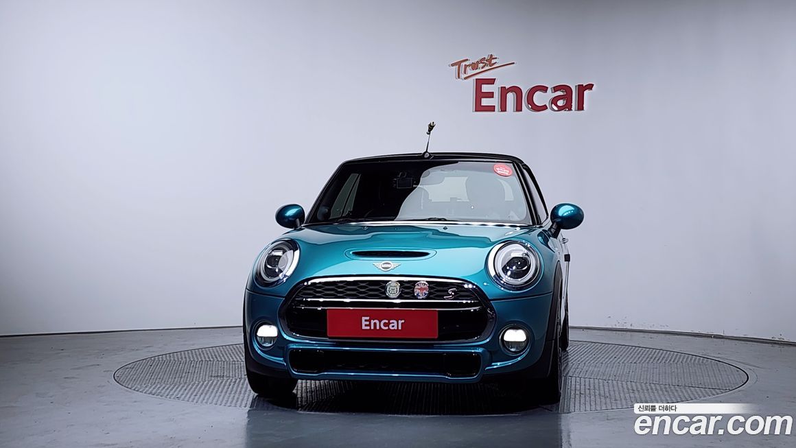 Mini Cooper Convertible 2019