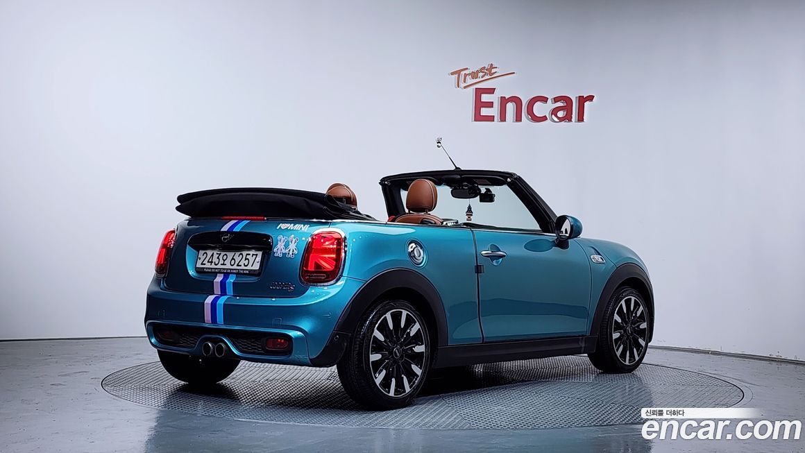 Mini Cooper Convertible 2019
