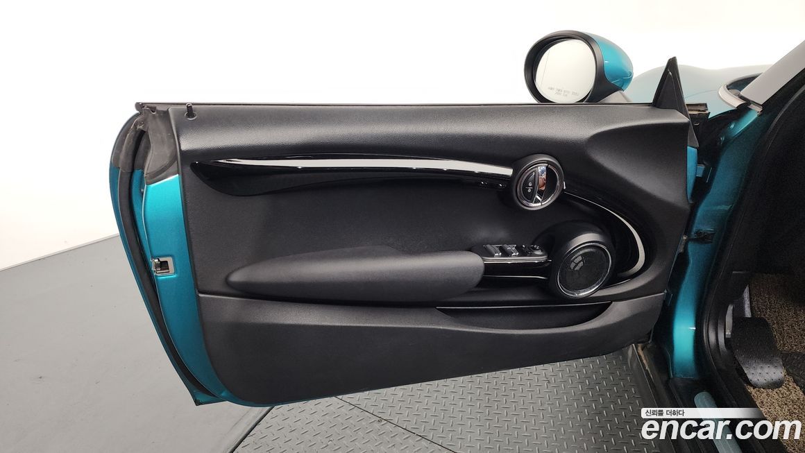 Mini Cooper Convertible 2019