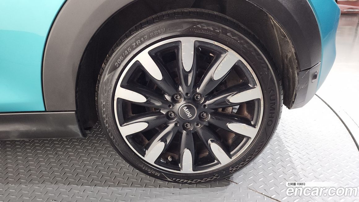 Mini Cooper Convertible 2019