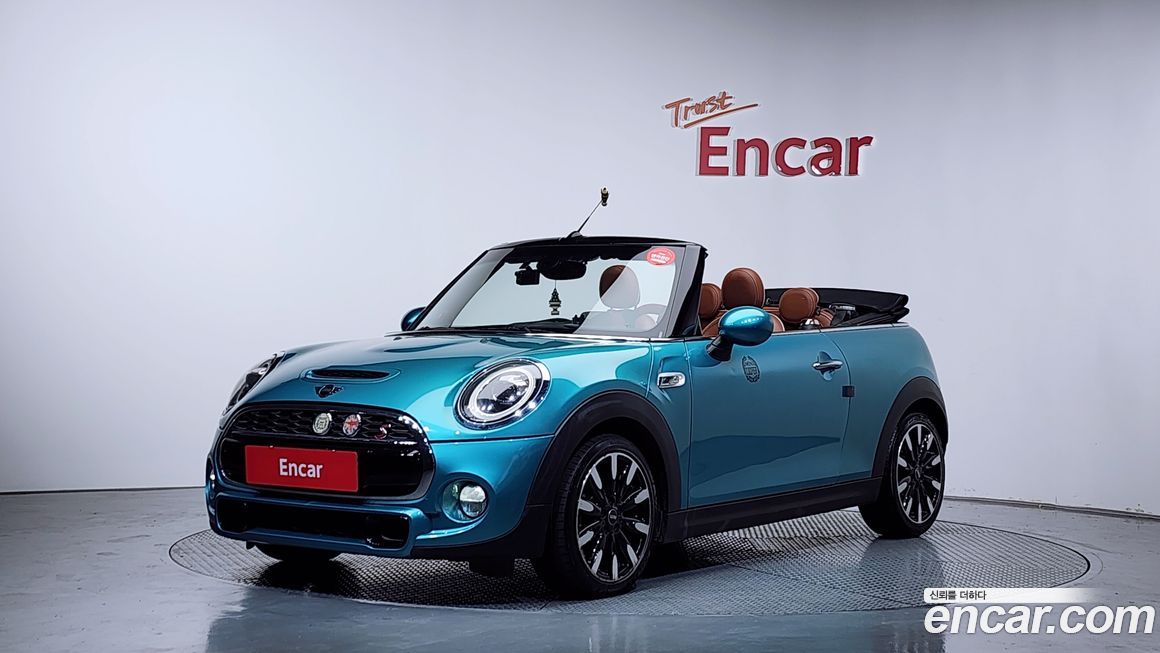 Mini Cooper Convertible 2019