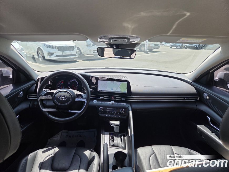 Hyundai AVANTE 2021