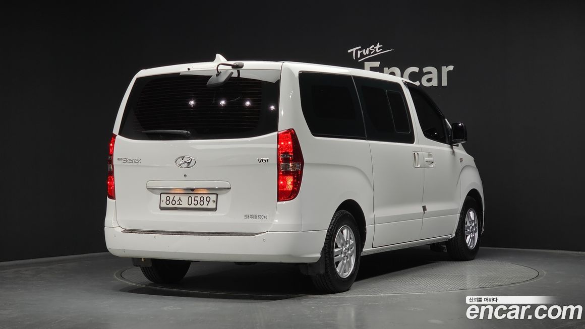 Hyundai Starex 2020