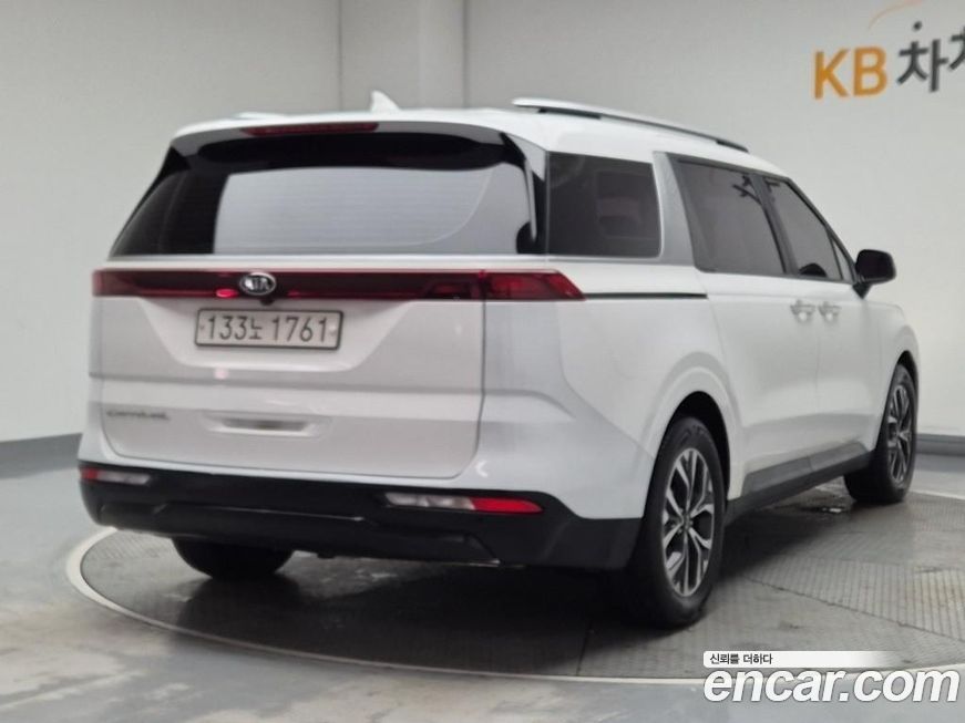 Kia Canival 2021