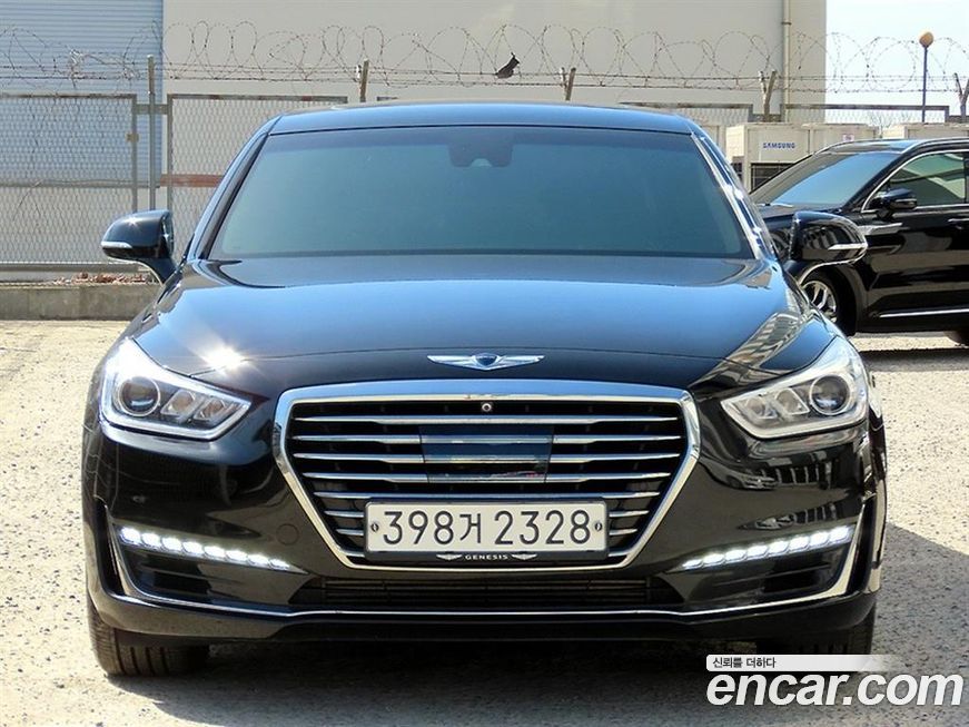 Genesis EQ900 2016