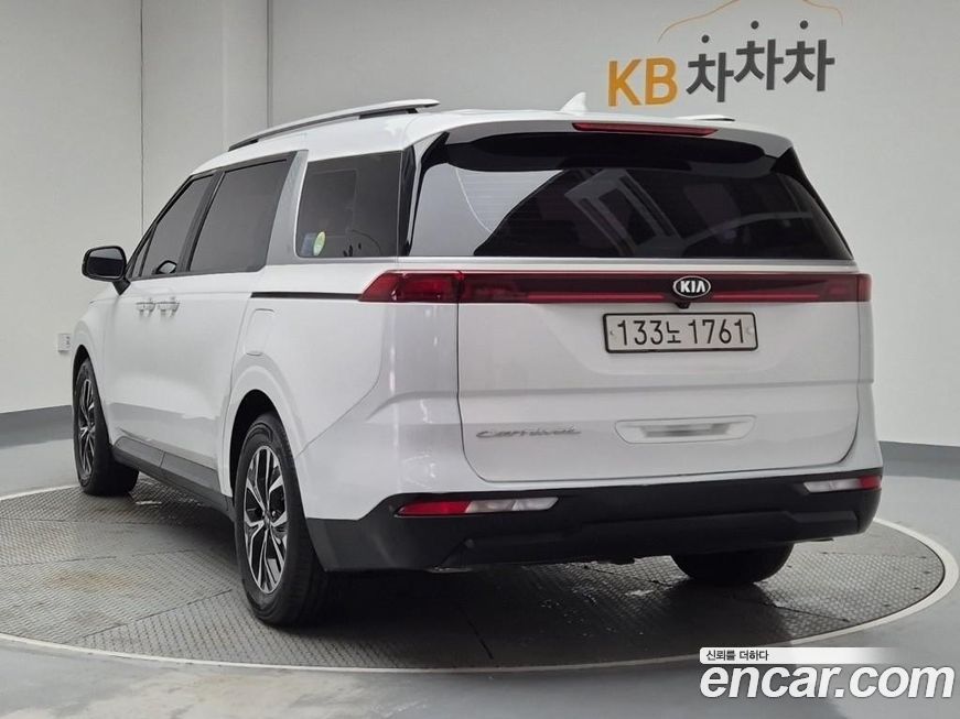 Kia Canival 2021