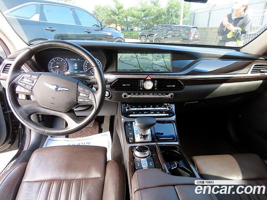 Genesis EQ900 2016