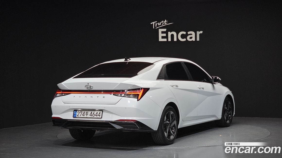Hyundai AVANTE 2021