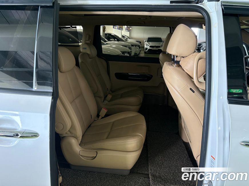 Kia Canival 2019