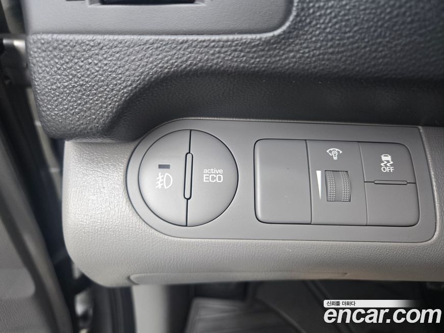 Hyundai Starex 2021